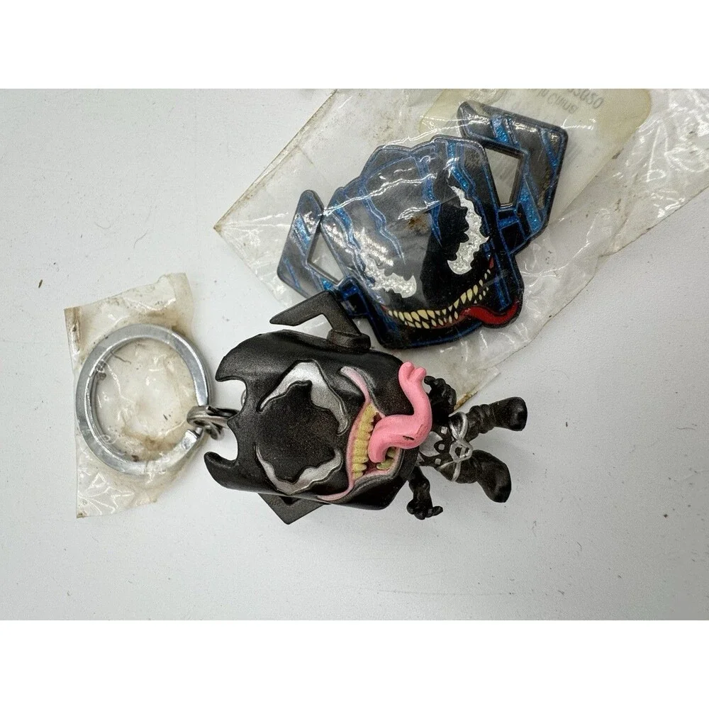 Lot Of 3 Funko Venom‎ 2 Keychains And 1 Pin